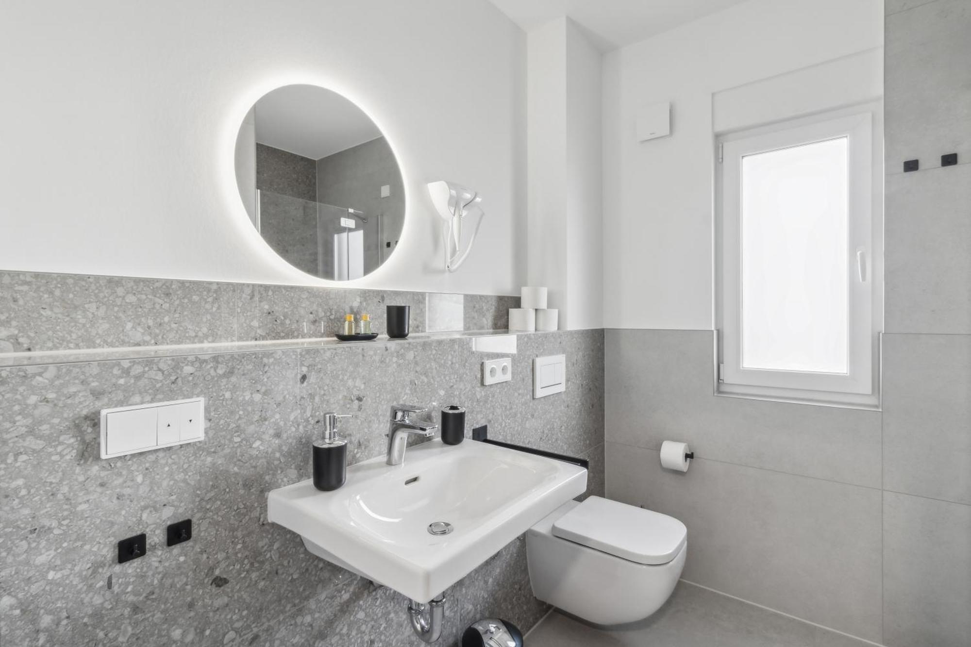 Suite4Me - Moderne Apartments I Kueche I Balkon I Waschmaschine Dietzenbach Exterior foto
