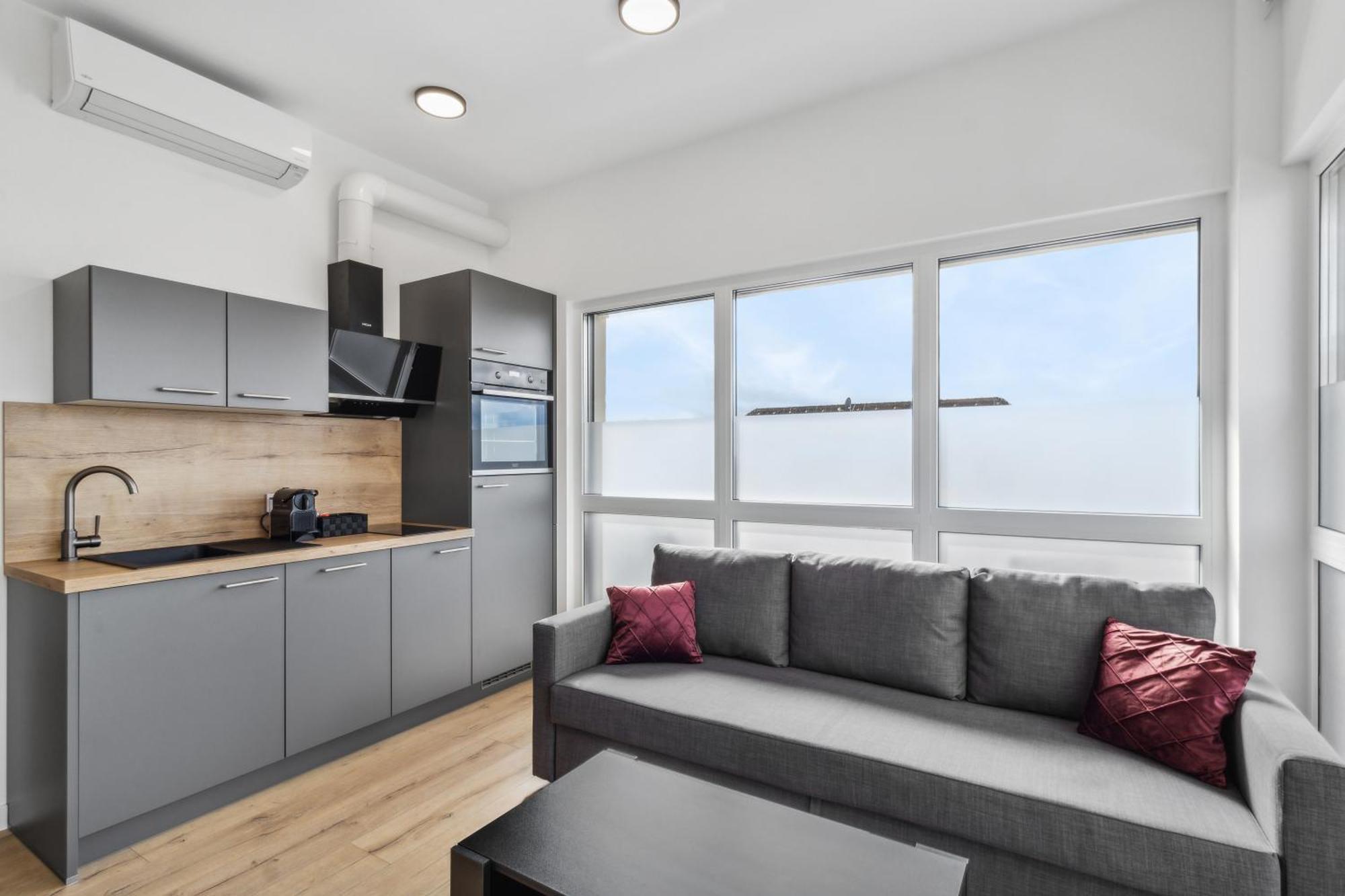 Suite4Me - Moderne Apartments I Kueche I Balkon I Waschmaschine Dietzenbach Exterior foto