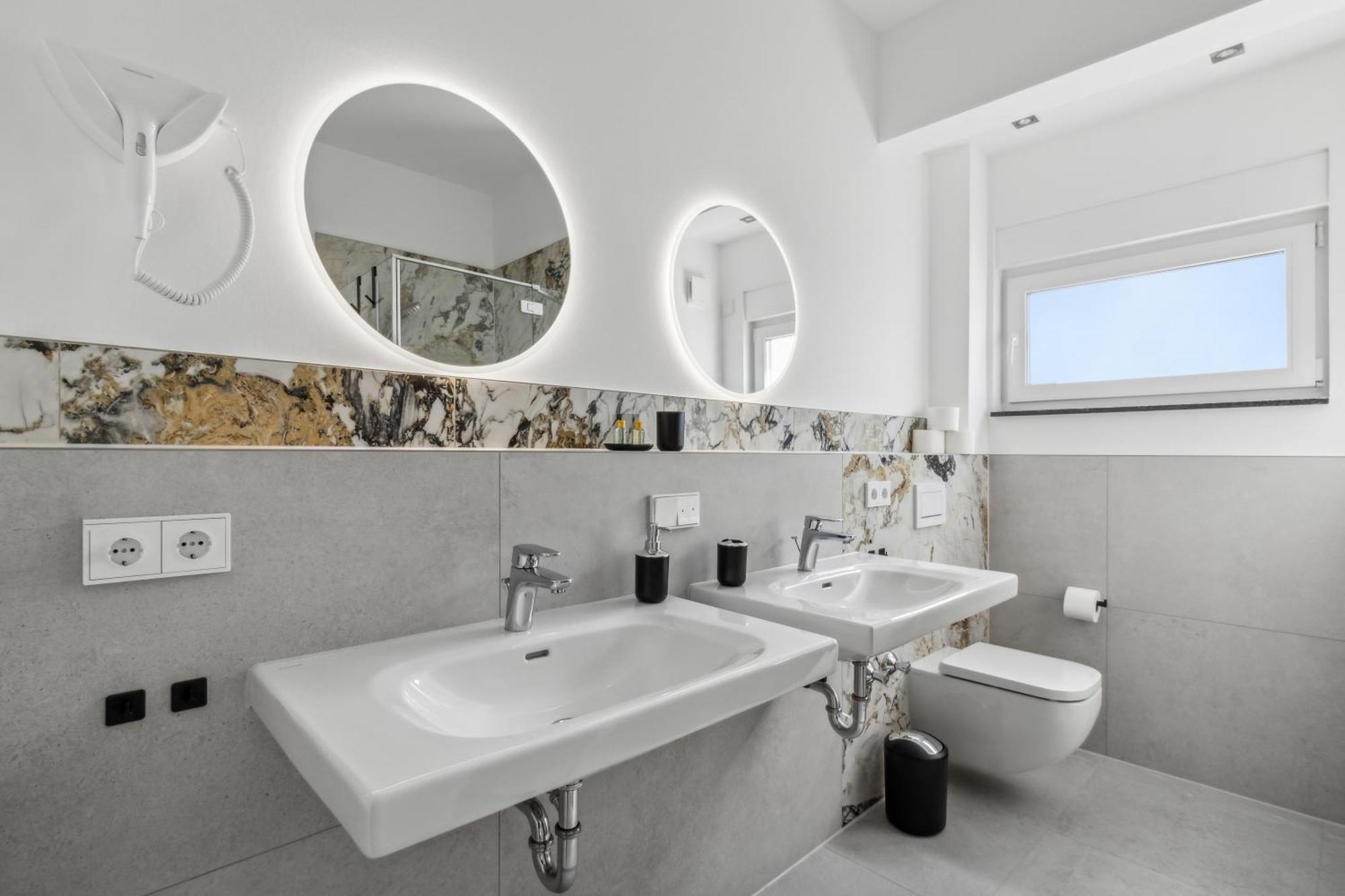 Suite4Me - Moderne Apartments I Kueche I Balkon I Waschmaschine Dietzenbach Exterior foto
